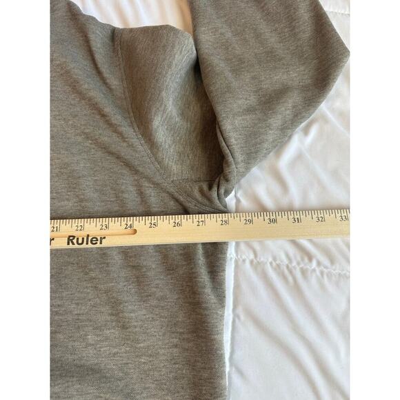 Tommy Bahama,Men's Sweatshirt No Hood, 2 front Pockets size XXL - Picture 5 of 11